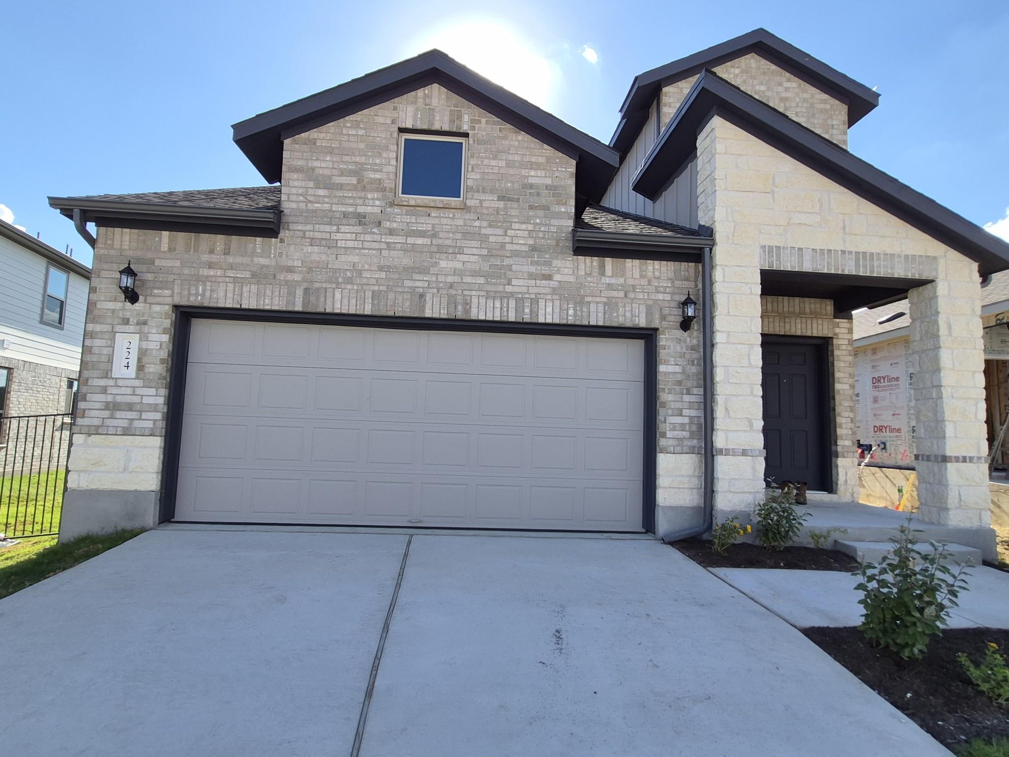 224 Groveland DR