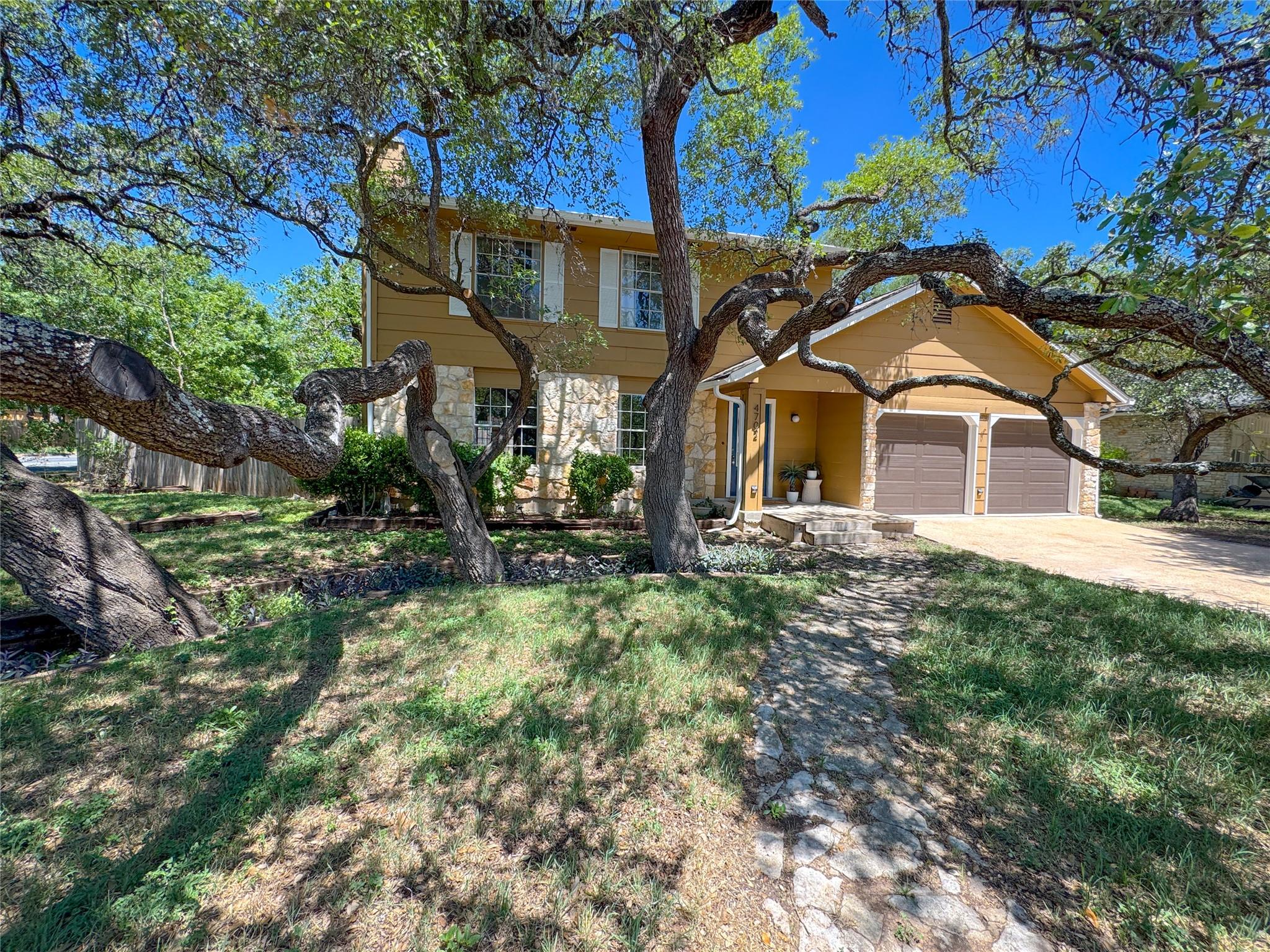 4702 White Elm DR