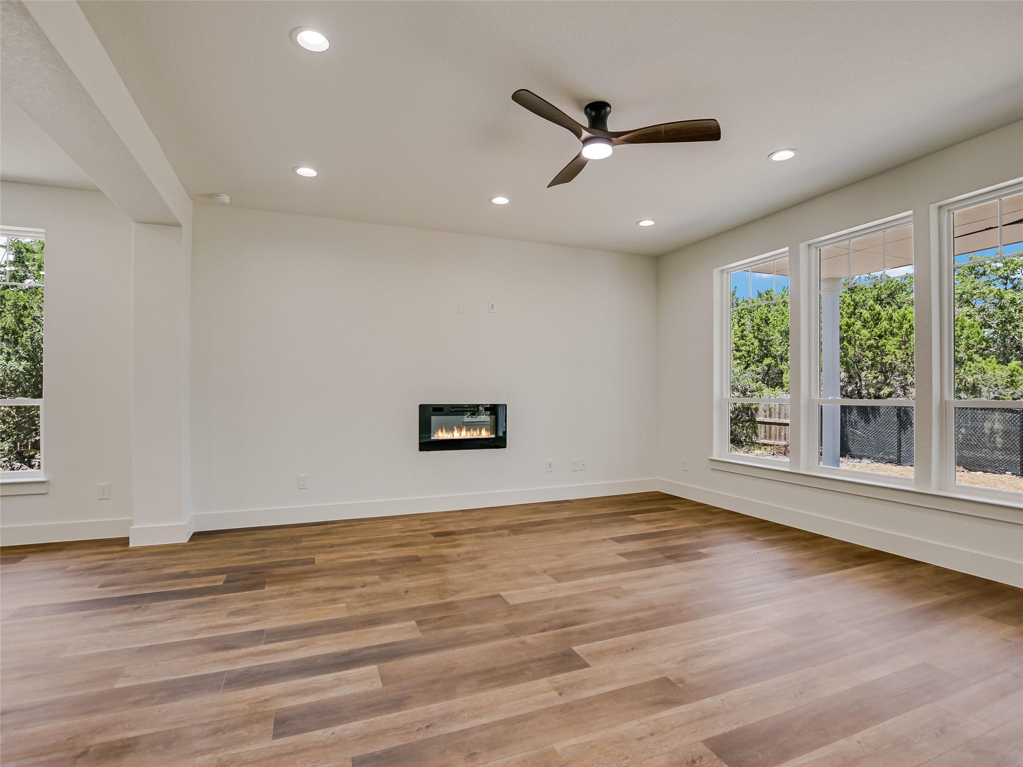 13 Rock Hollow CIR