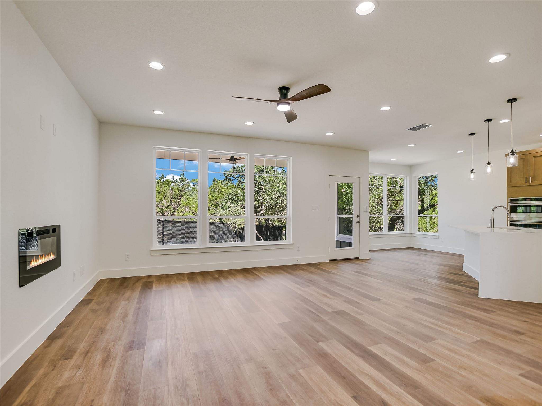 13 Rock Hollow CIR