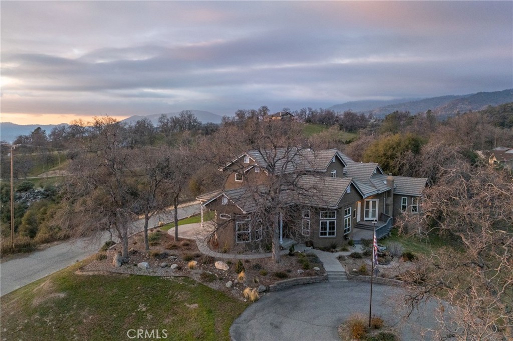 42139 Old Yosemite Road