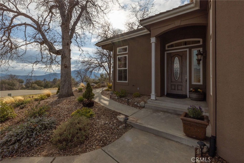 42139 Old Yosemite Road