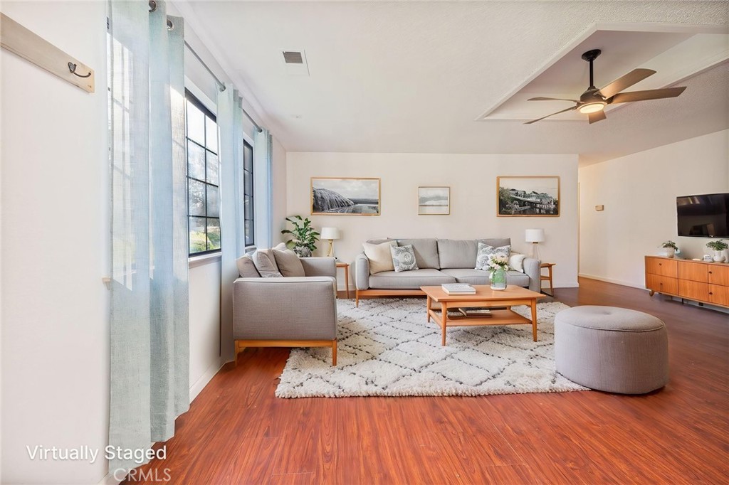 43317 Running Deer Court