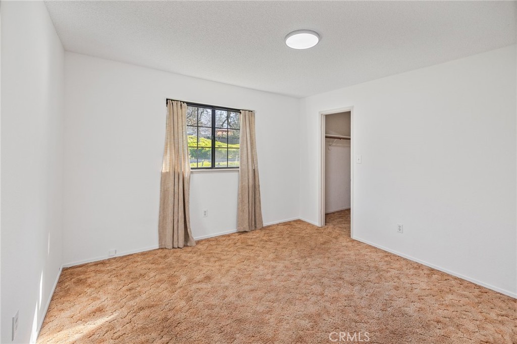 43317 Running Deer Court