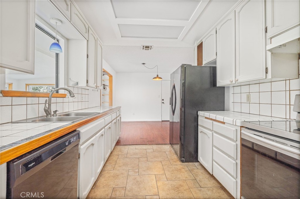 43317 Running Deer Court