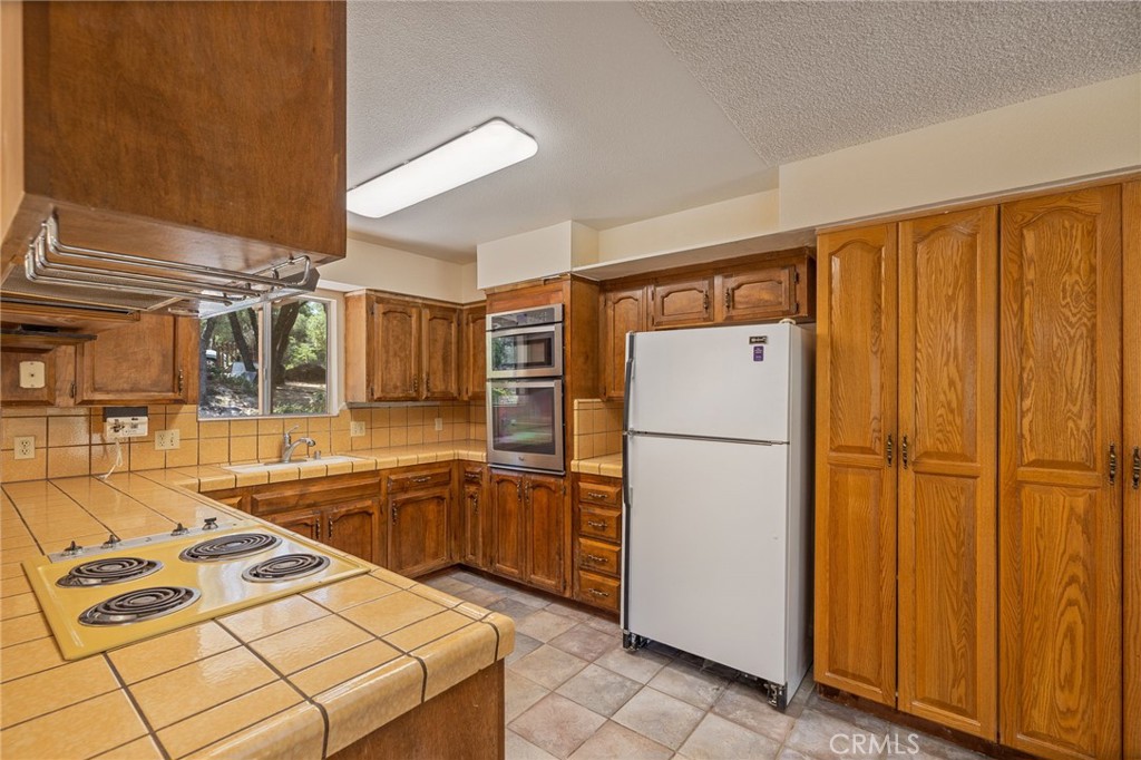 32413 Chickasaw Road