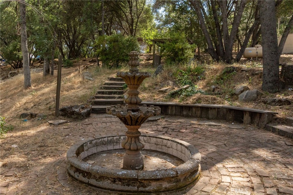 32413 Chickasaw Road