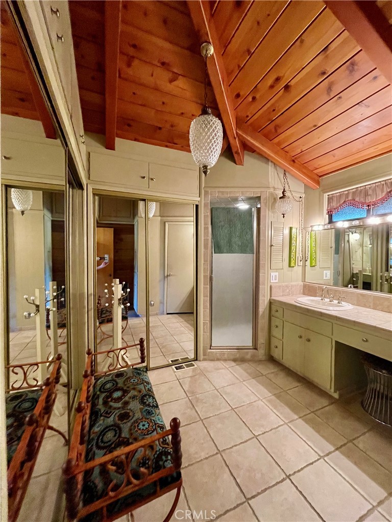 53637 53637 Road 432