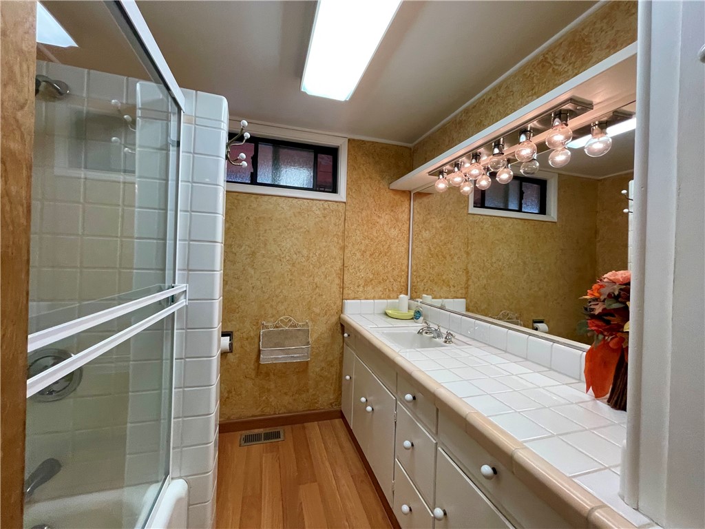 53637 53637 Road 432