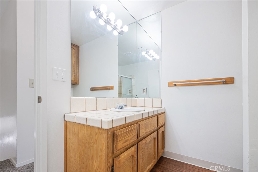 49400 River Park 17