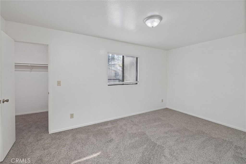 49400 River Park 17