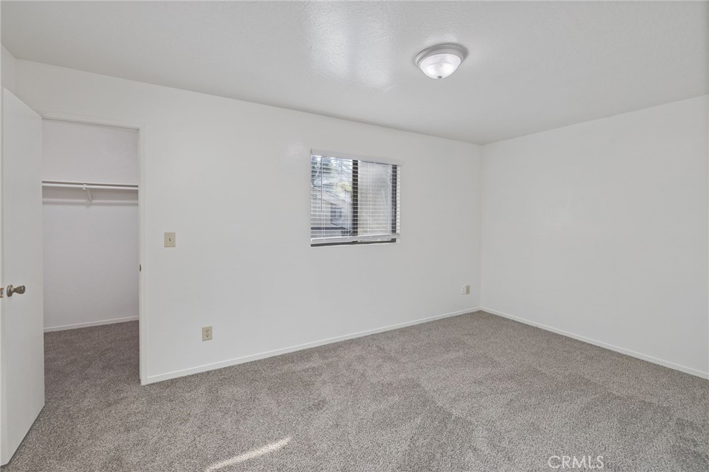 49400 River Park 17