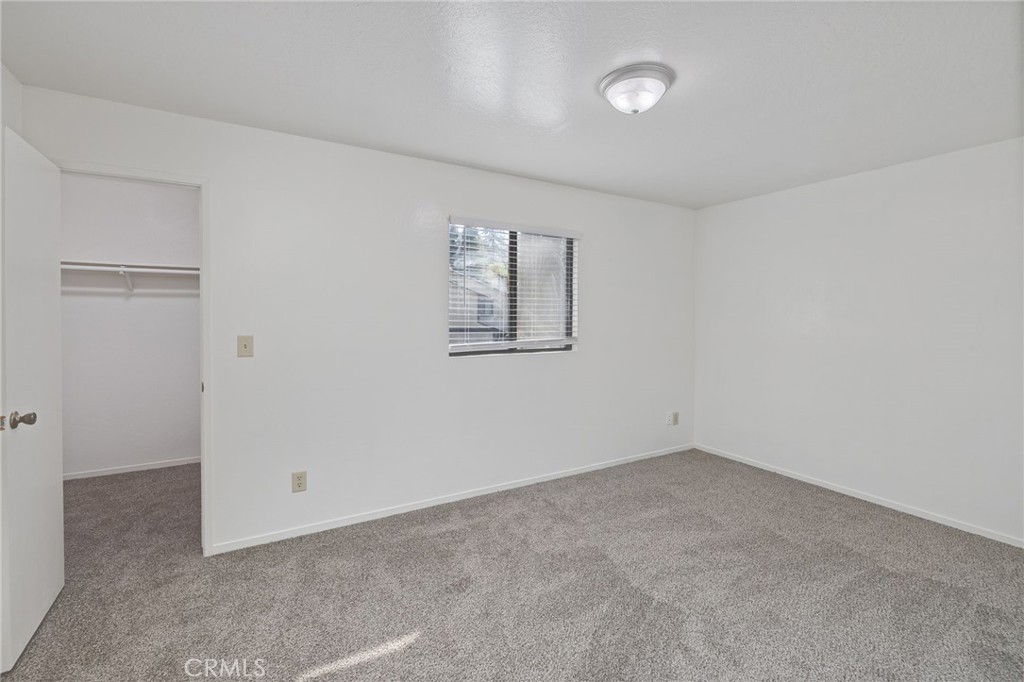 49400 River Park 17