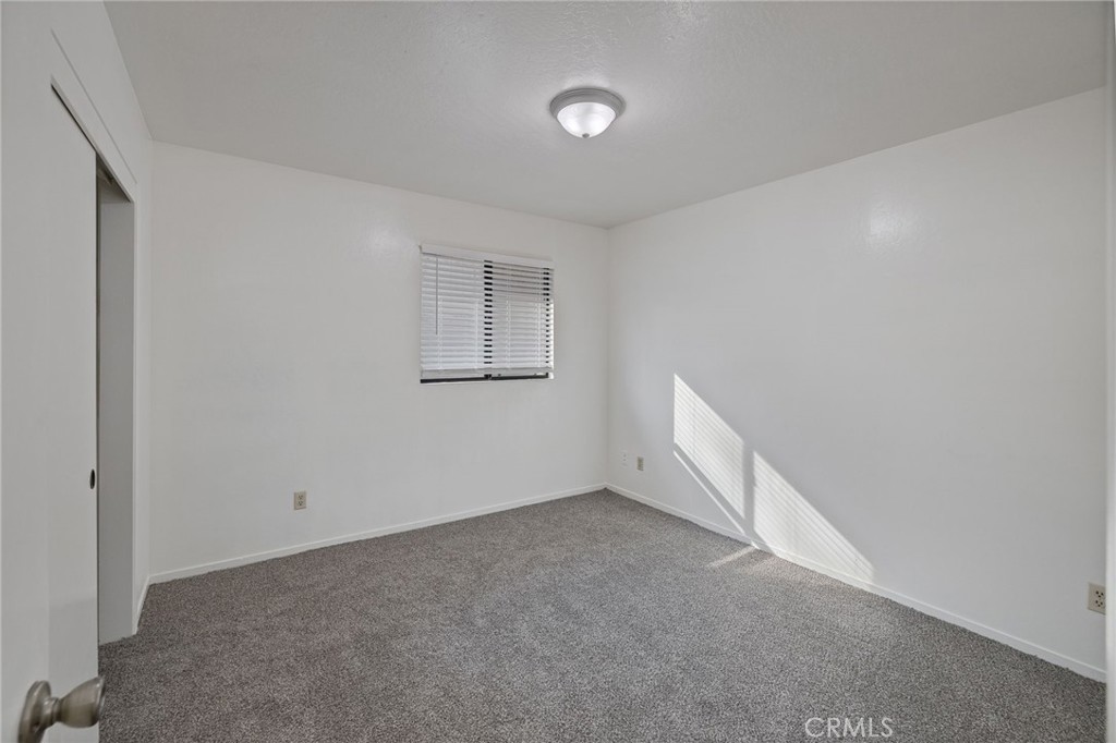 49400 River Park 17