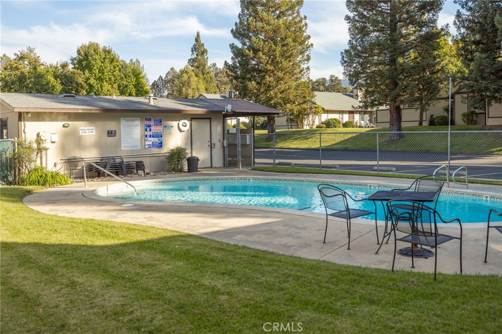 49400 River Park 17