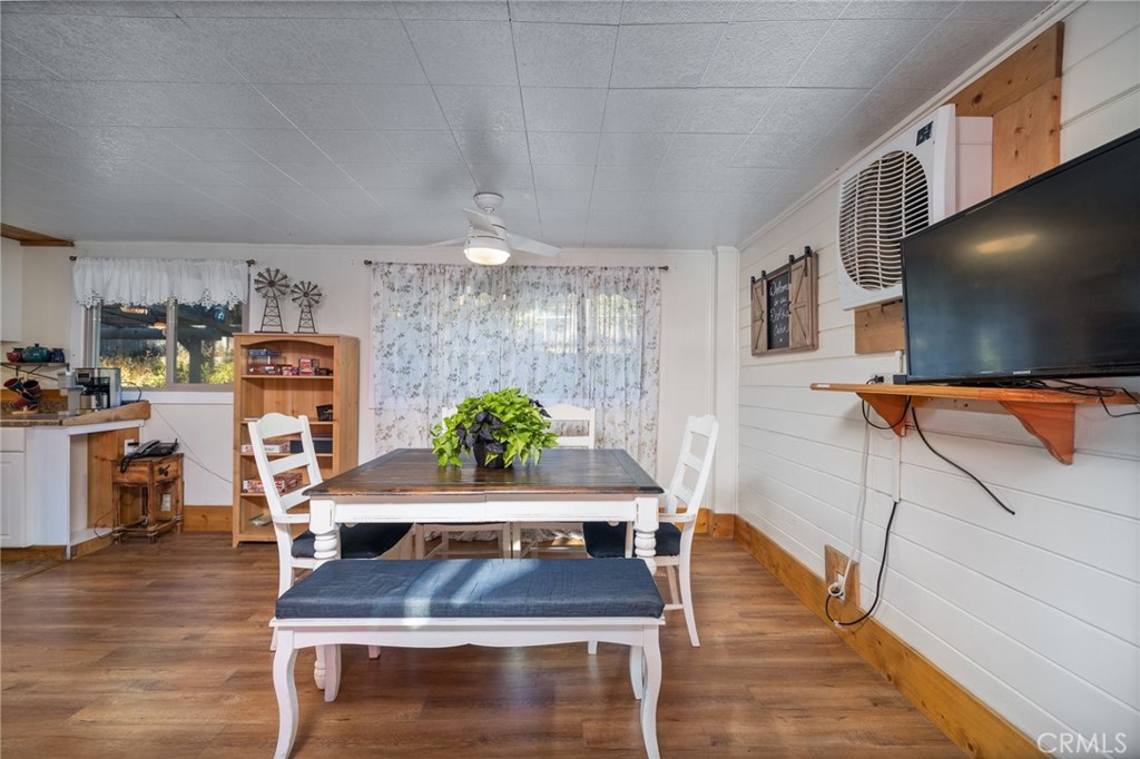 43207 West Sugar Pine Dr