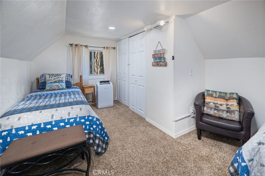 43207 West Sugar Pine Dr