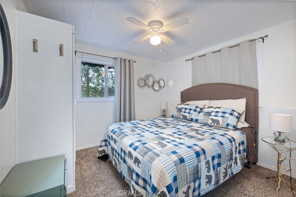 43207 West Sugar Pine Dr