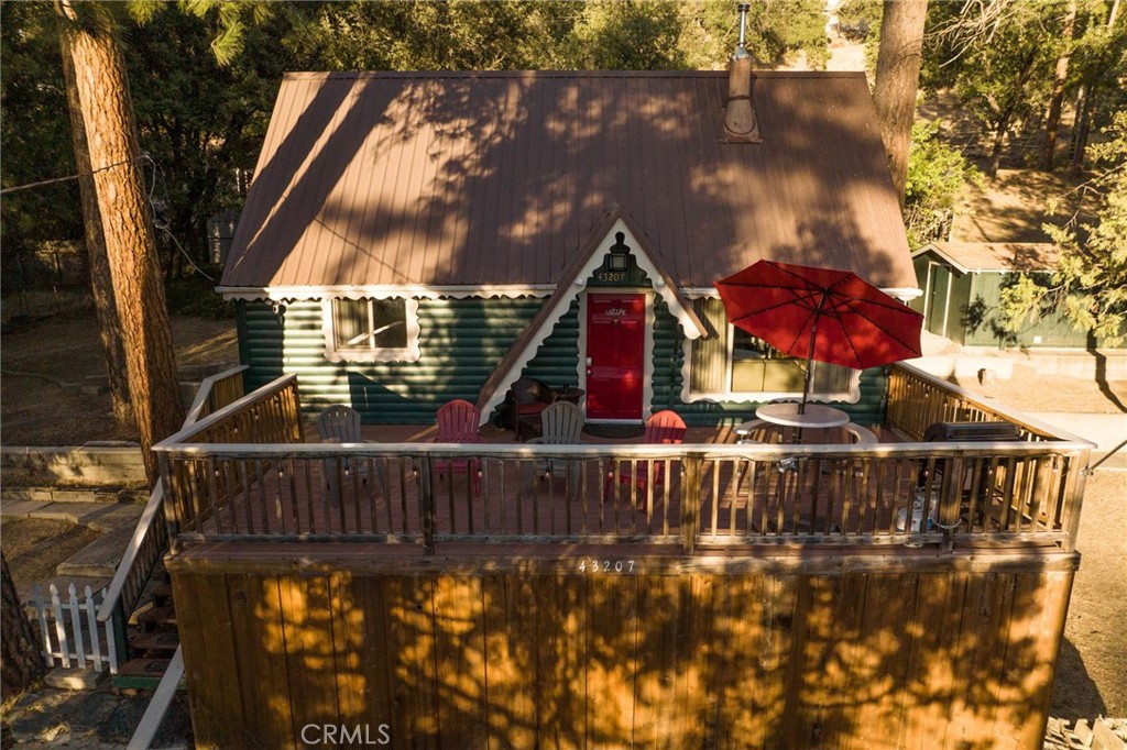 43207 West Sugar Pine Dr