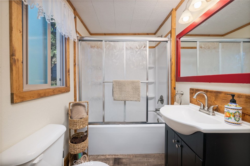 43207 West Sugar Pine Dr