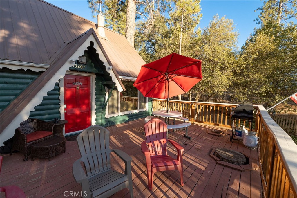 43207 West Sugar Pine Dr