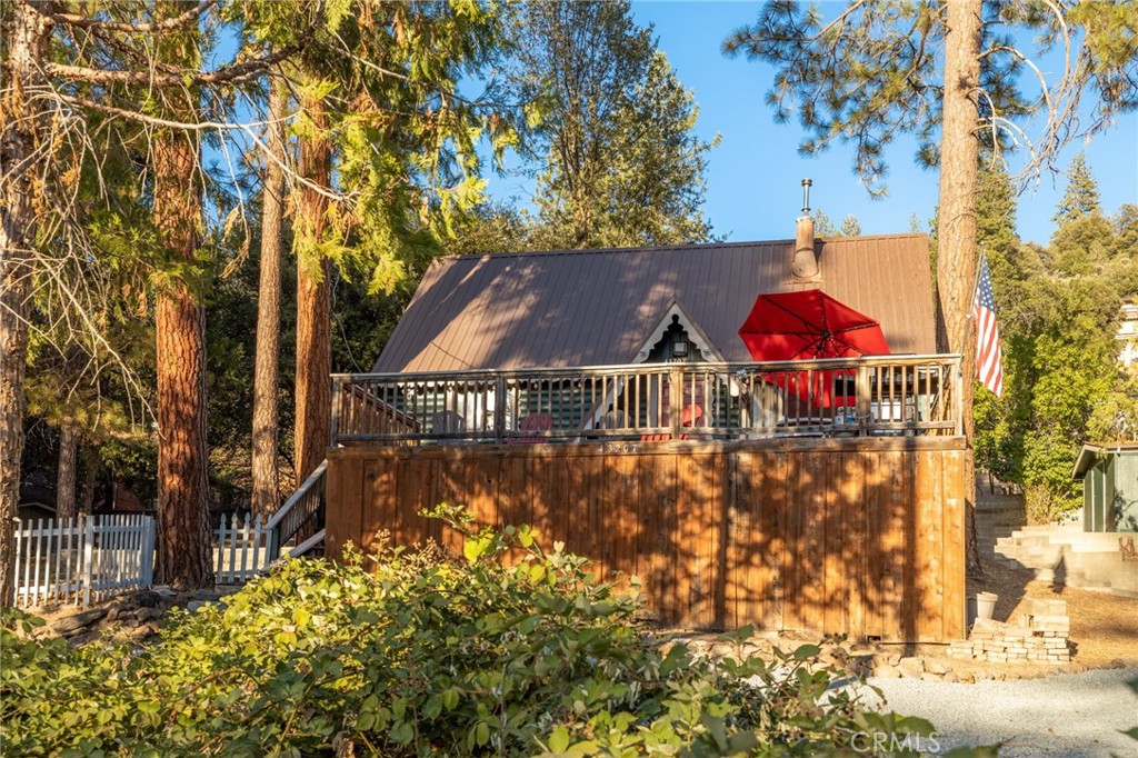 43207 West Sugar Pine Dr