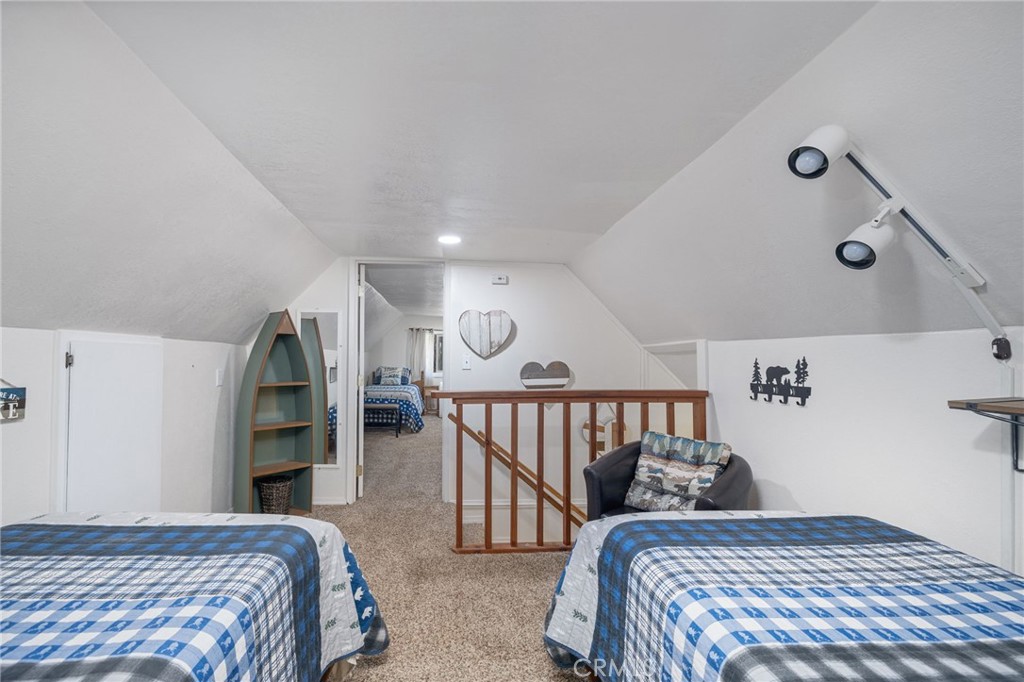 43207 West Sugar Pine Dr