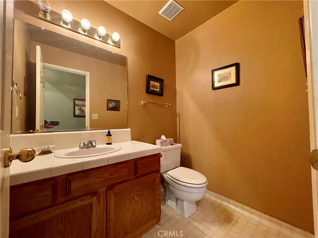 40547 Saddleback