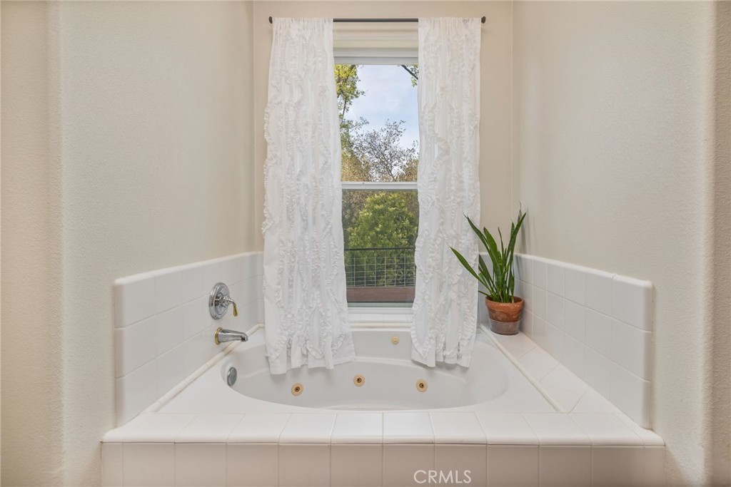 36919 Deer Path Circle