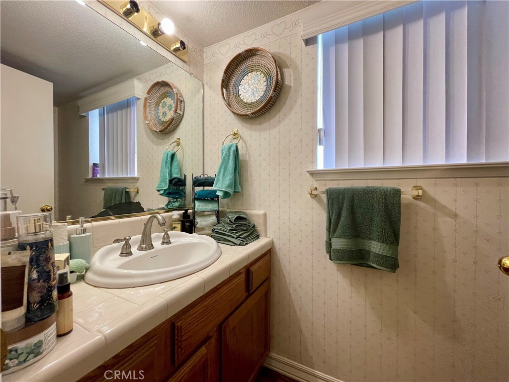 40596 Road 222