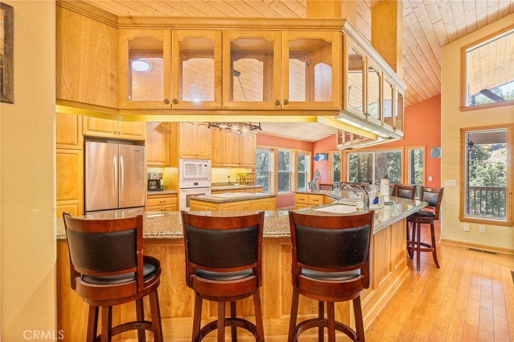 39964 N Cedar Vista