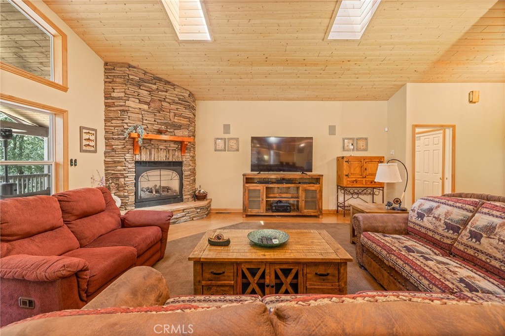 39964 N Cedar Vista