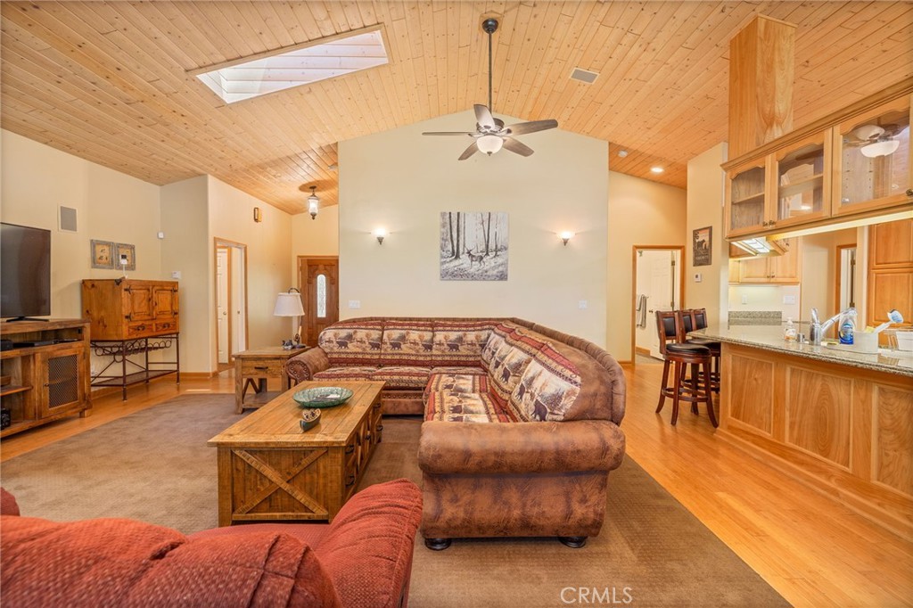 39964 N Cedar Vista