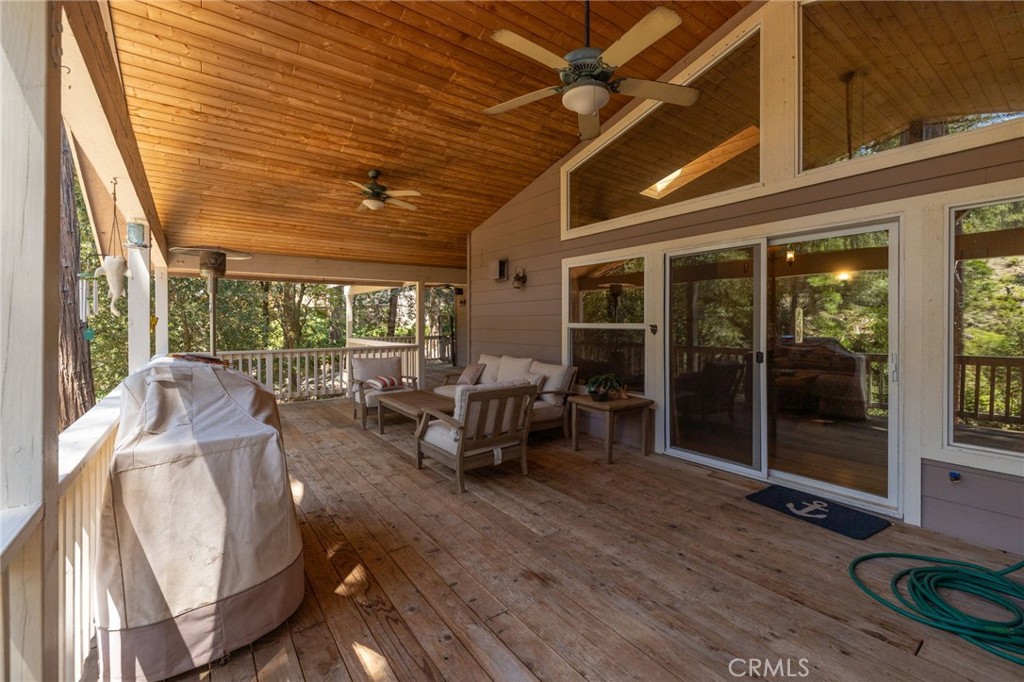 39964 N Cedar Vista
