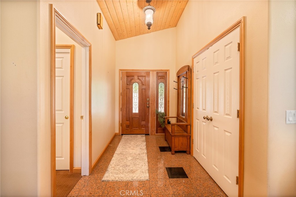 39964 N Cedar Vista