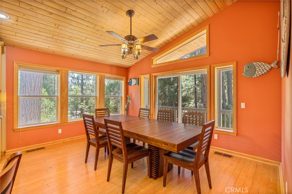 39964 N Cedar Vista