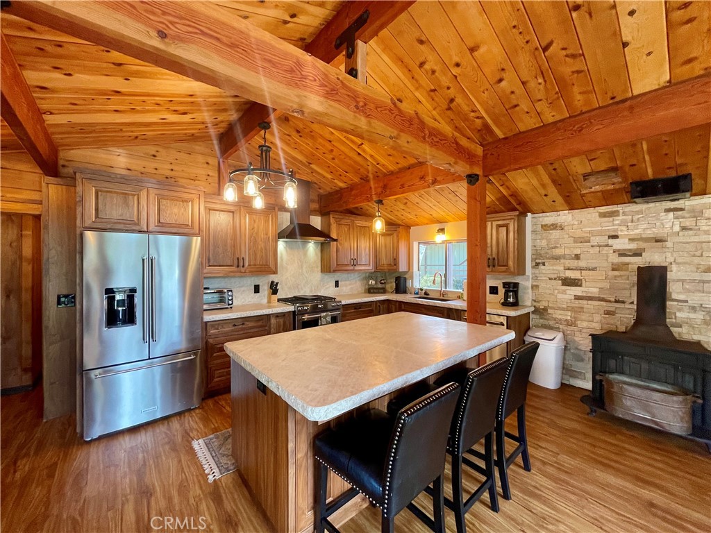 38954 Lake Point Court