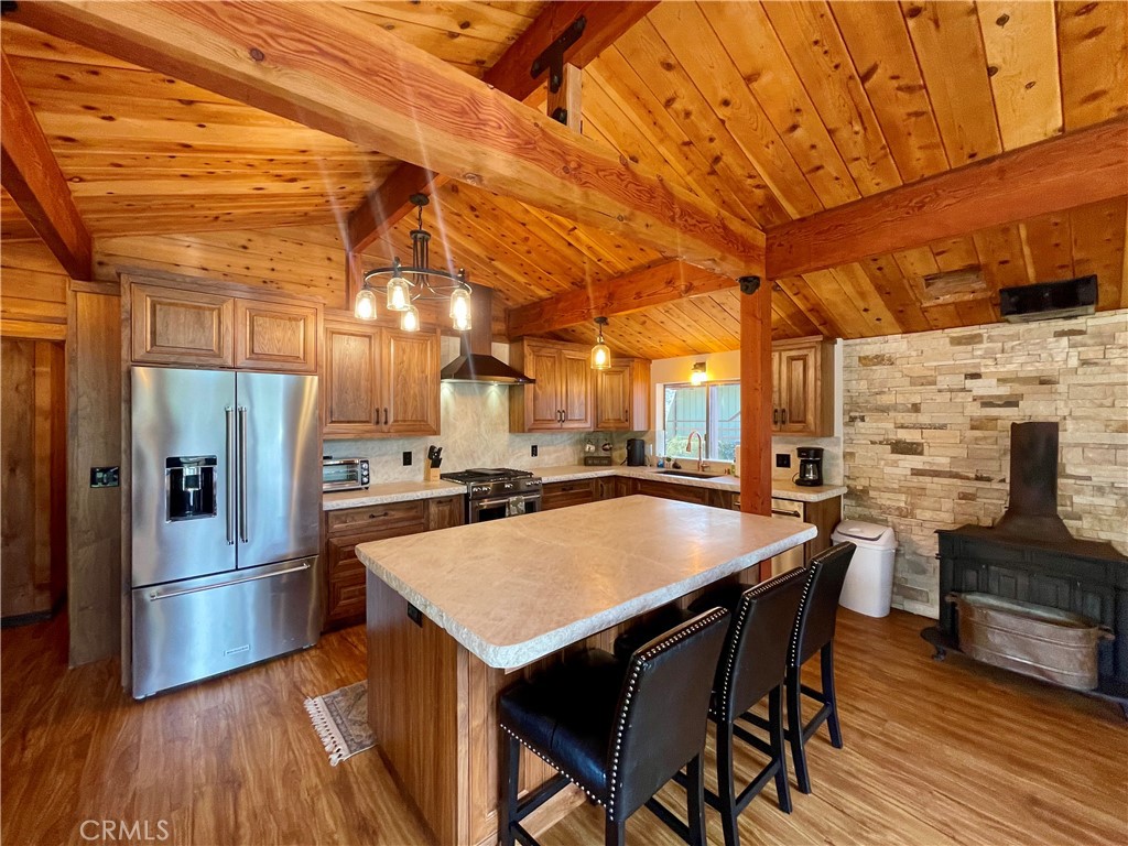 38954 Lake Point Court