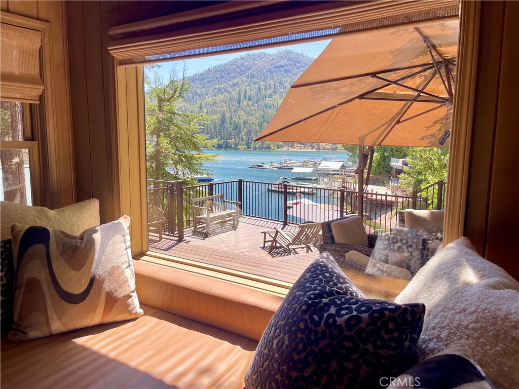 39181 Manzanita