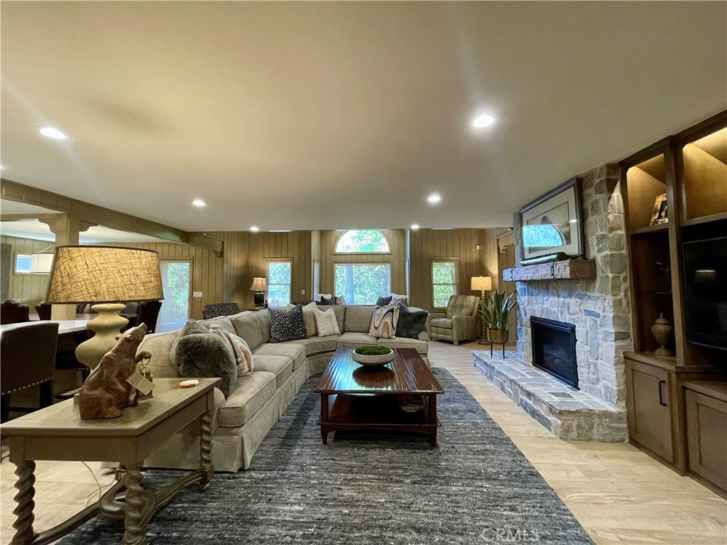 39181 Manzanita