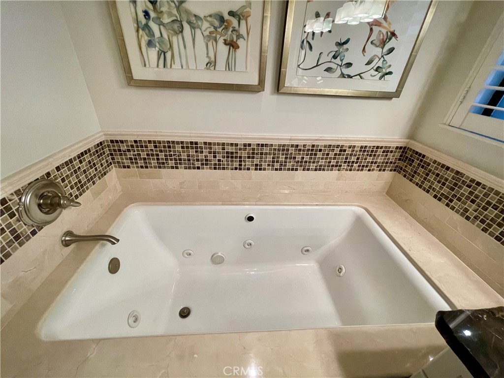 39181 Manzanita