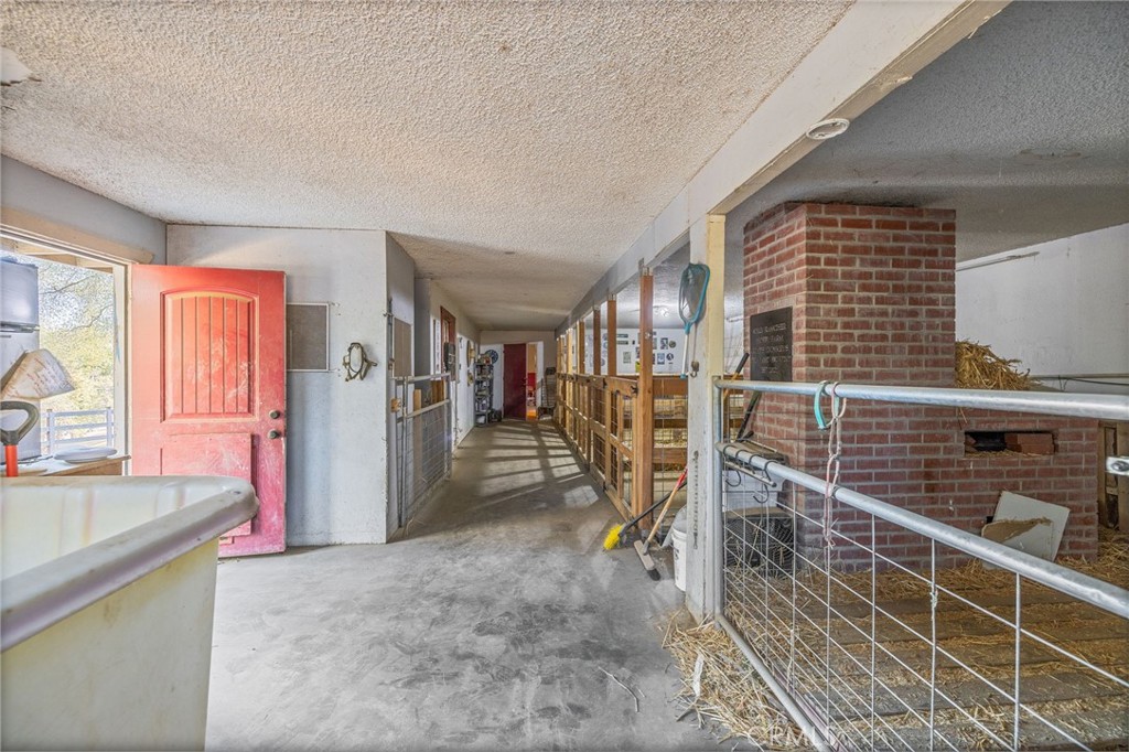 58208 Road 601
