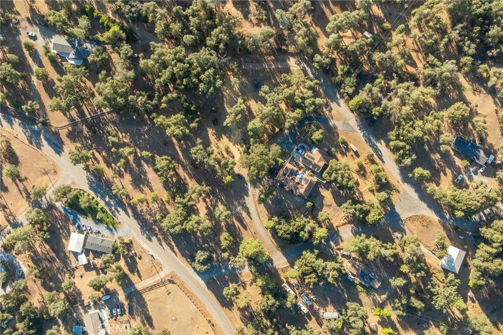 58208 Road 601