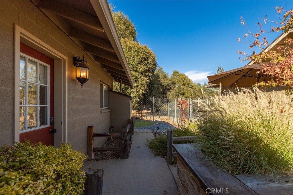 58208 Road 601