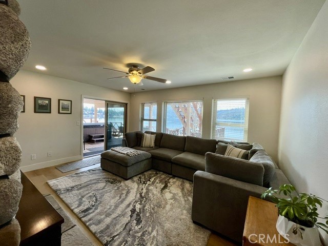53396 Road 432
