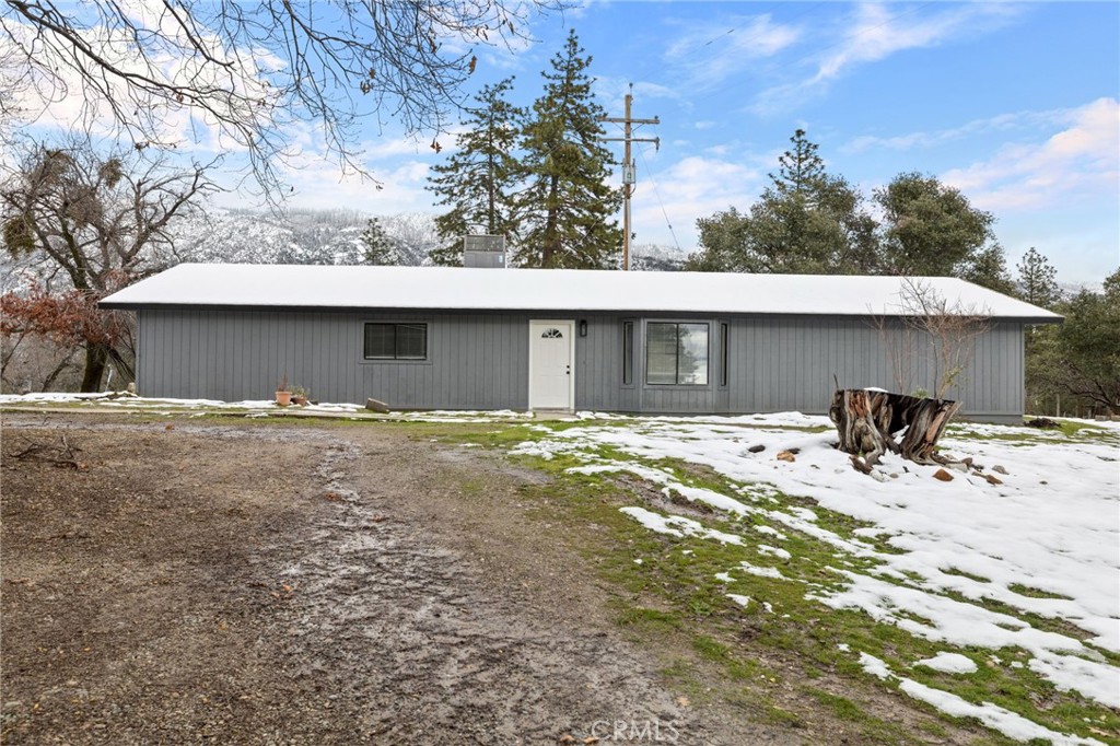 57015 Sunrise Ridge Road