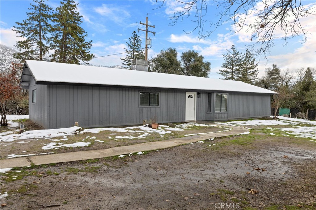 57015 Sunrise Ridge Road