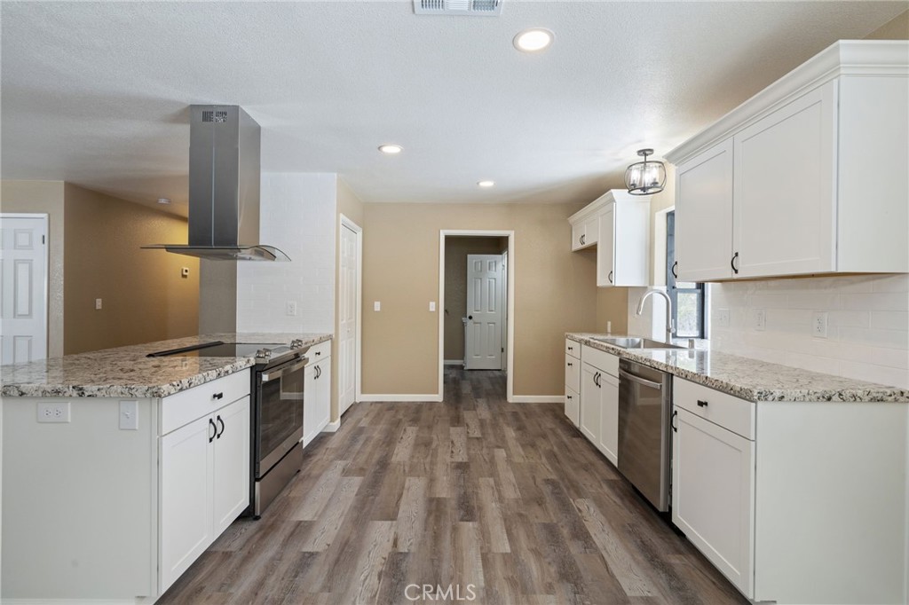 57015 Sunrise Ridge Road