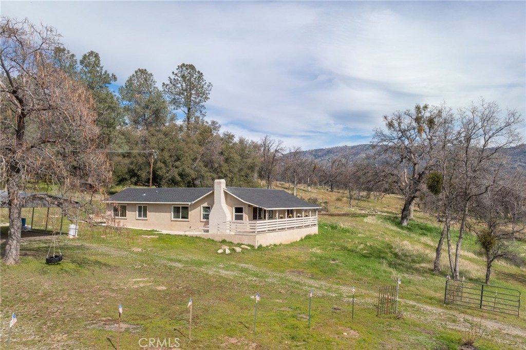 56563 Road 200