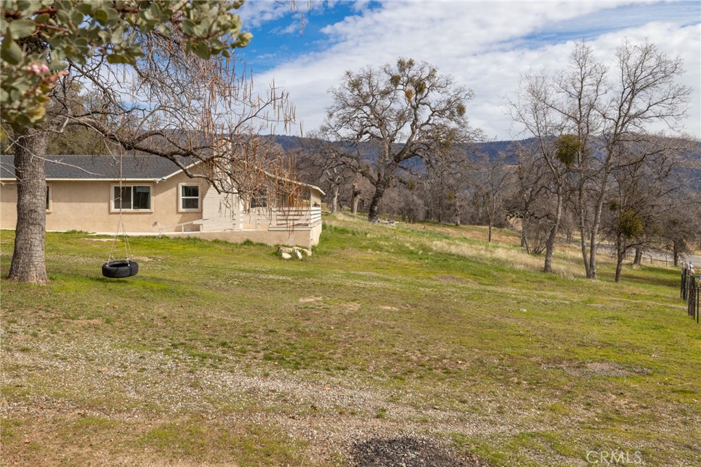 56563 Road 200